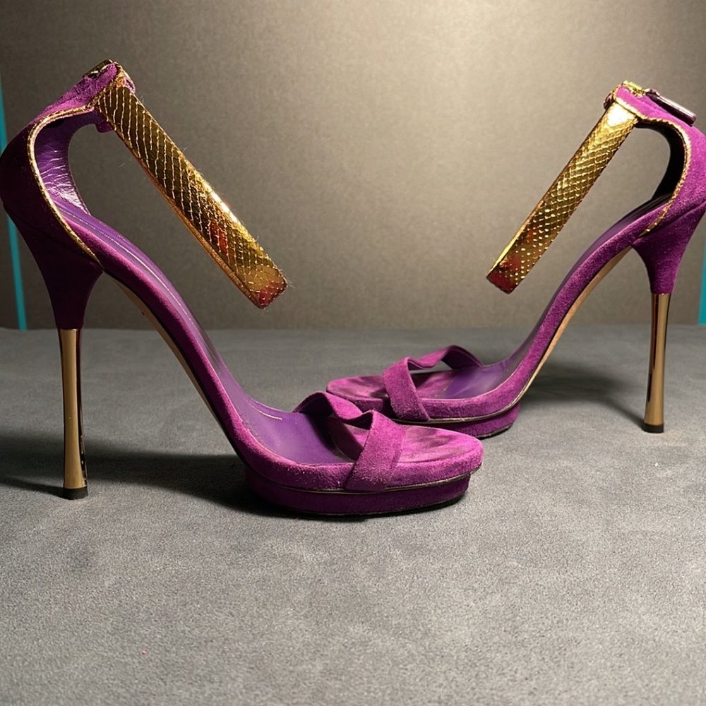 Gucci Suede And Python Sandals - image 4